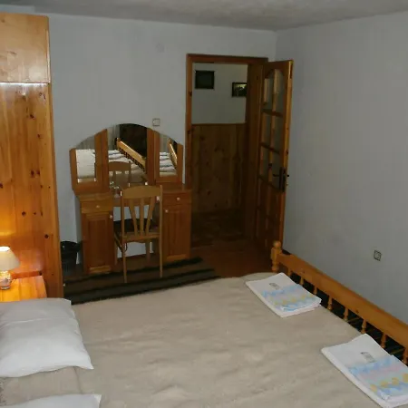 каневи Проживание в семье