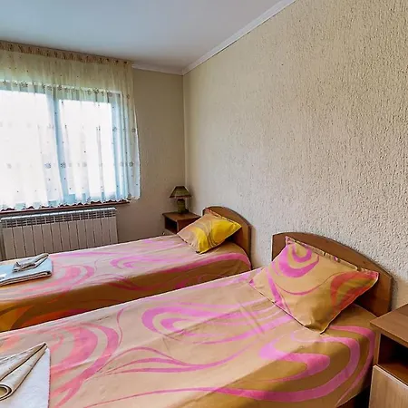 каневи ホームステイ