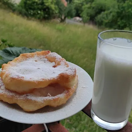 каневи Момчиловци